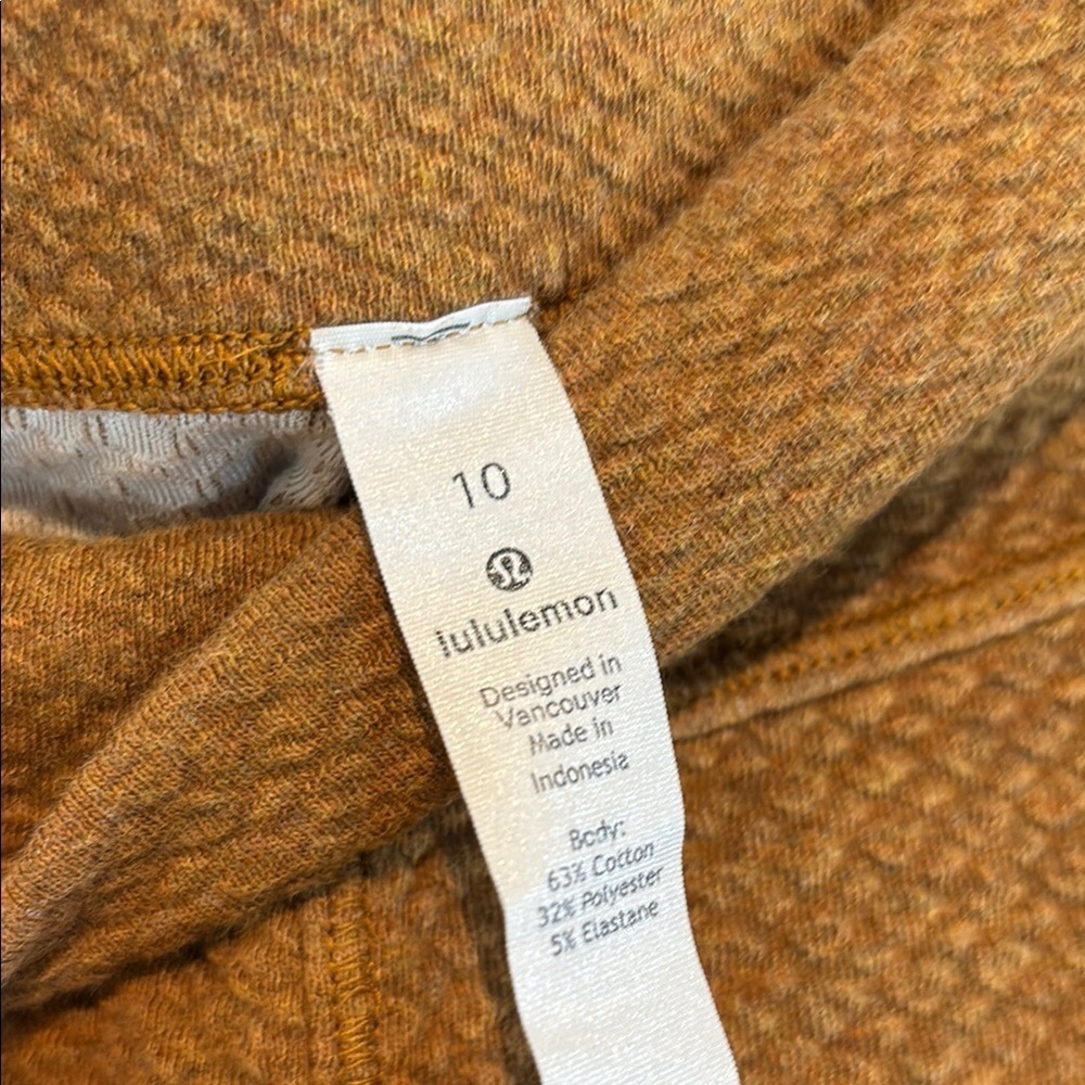 Lululemon Can You Feel The Pleat Crop pants Heathered Spiced Bronze size 10 - Picture 11 of 12